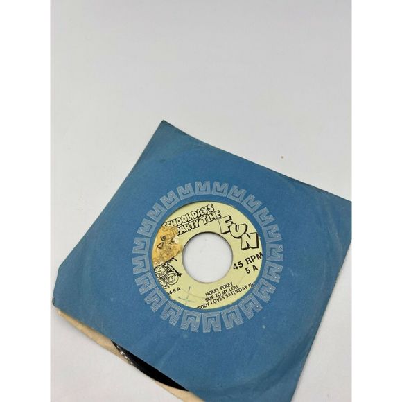Hokey Pokey School Days & Party Days Fun 45 Bongo Polka Move a Little My Way - Picture 7 of 7